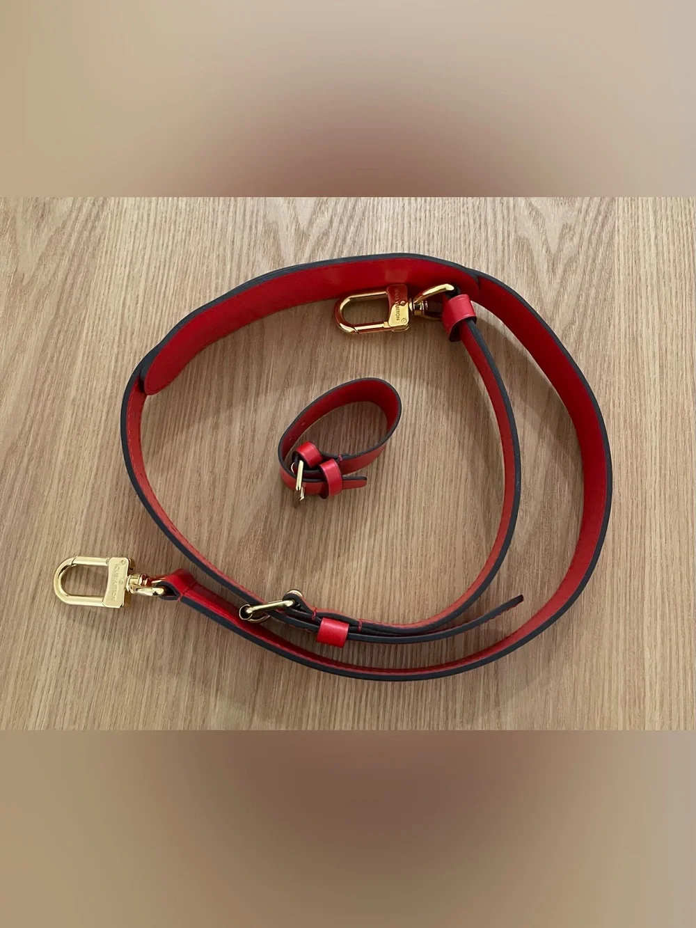 LOUIS VUITTON Keepall Bandoulière 50 Coquelicot Red Monogram Canvas Travel Bag